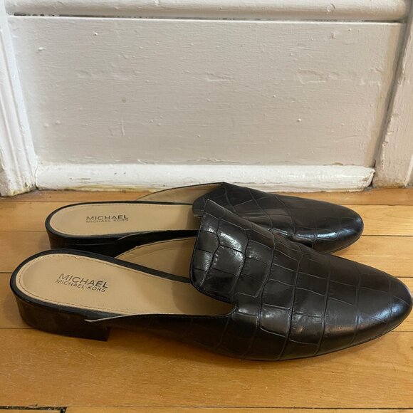 Black Snakeskin Pattern Leather Mules - Picture 3 of 6